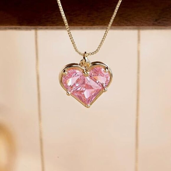 Pink Heart Rhinestone Necklace - Picture 4 of 5